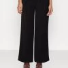Anna Field Pantalones - Black