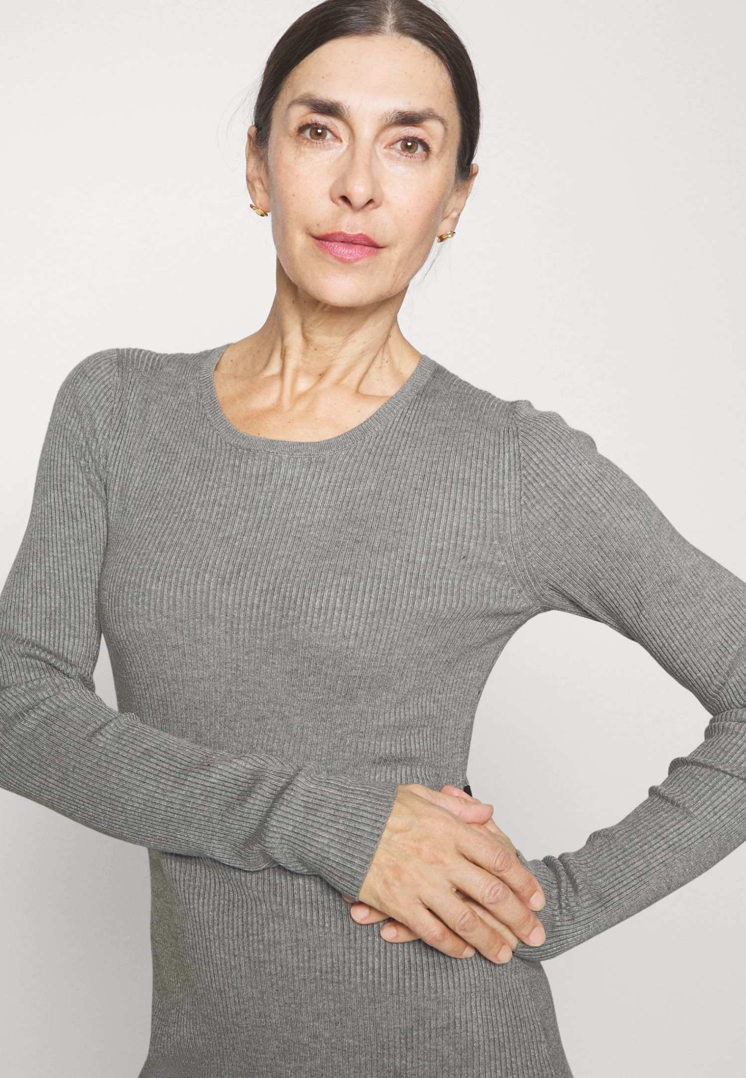 Anna Field Vestido De Punto - Mottled Light Grey/Black - Imagen 4