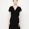 Frilled Cap Sleeves Flared Dress - Vestido Ligero - Black
