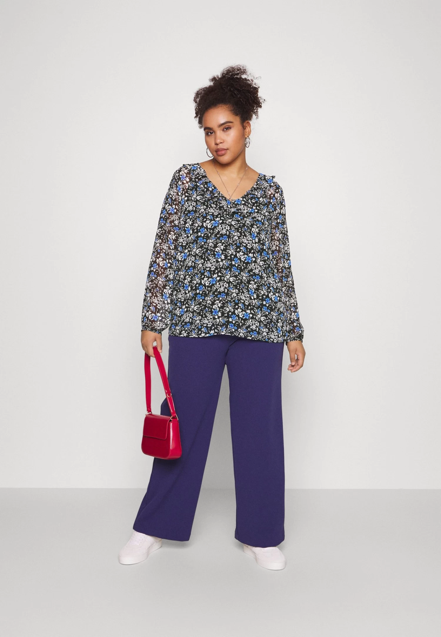 Blusa - Black - Imagen 2